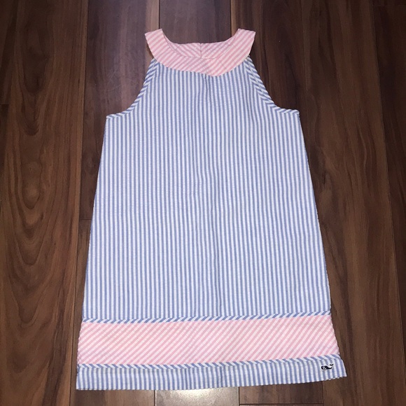 Vineyard Vines Other - A beautiful Girls vineyard vines seersucker dress